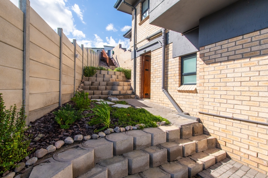 3 Bedroom Property for Sale in Seemeeu Park Western Cape